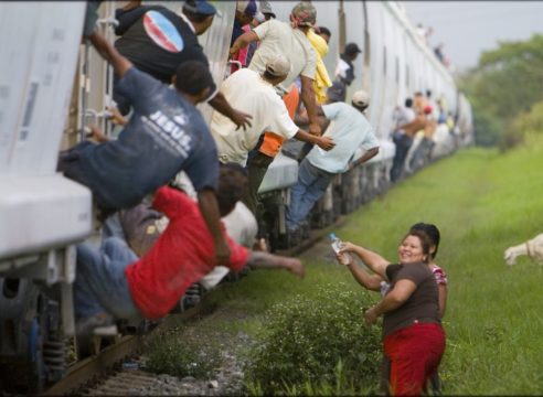 Las Patronas: 26 años de ayuda al migrante por amor a Jesús