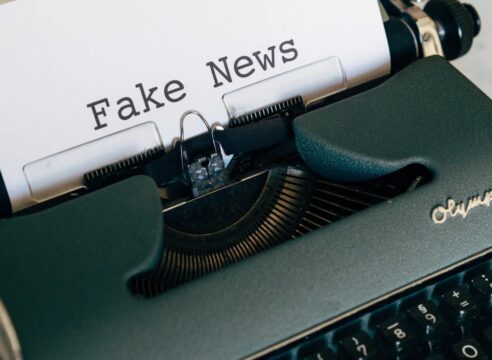 9 consejos para defender la verdad ante las “fake news”