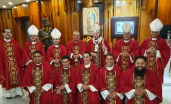 5 nuevos sacerdotes, dispuestos a entregar su vida por el pueblo de Dios