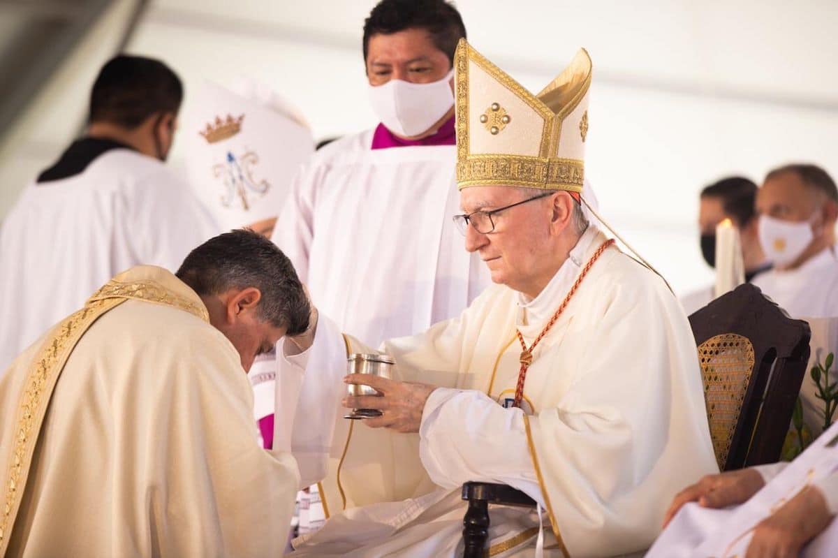 El Card. Pietro Parolin ordenó a Mons. Fermín Sosa, quien será Nuncio Apostólico de Papúa Nueva Guinea. Foto: María Langarica/CEPCOM