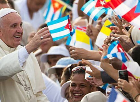 Las visitas de tres Papas a Cuba que han mostrado una Iglesia unida