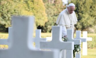 ¿Por qué en la Iglesia Católica conmemoramos a los difuntos?