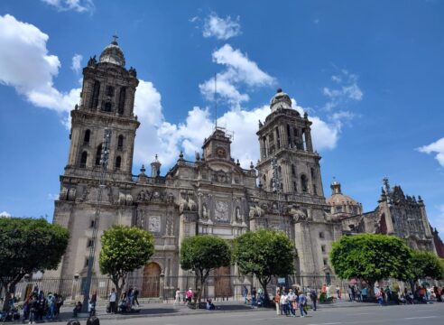 Tras sismo, expertos revisarán daños a la Catedral Metropolitana