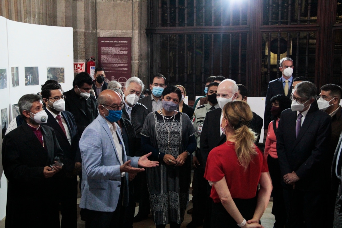 Inauguración de la exposición sobre la restauración de Catedral. Foto: Alejandro García/Desde la fe.-