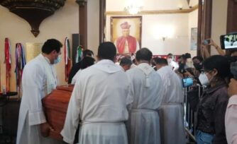 Restos del Arzobispo Hipólito Reyes descansan en la Catedral de Xalapa