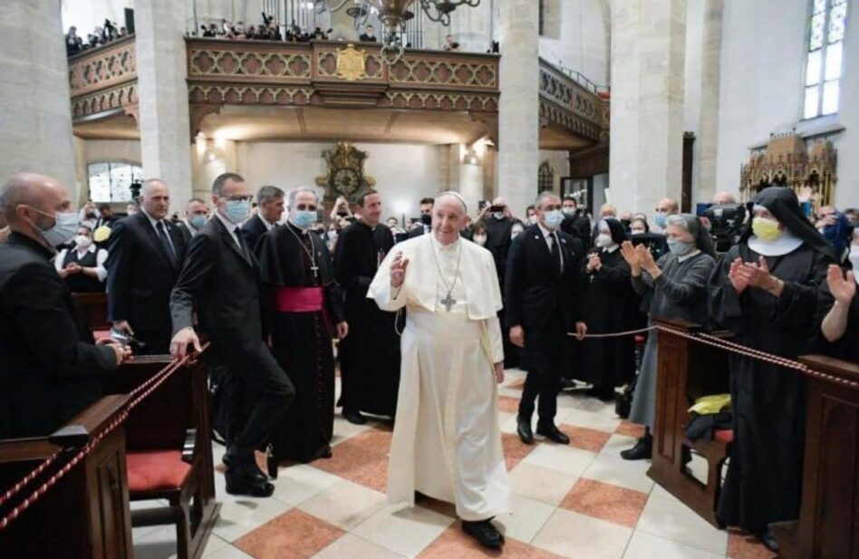 Papa Francisco en Eslovaquia: La Iglesia debe ser humilde como Jesús