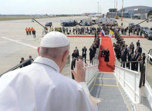 El Papa se despide de Eslovaquia: “Los llevo en mi corazón”