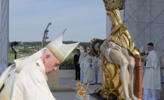 3 lecciones de fe de la Virgen María, según el Papa Francisco