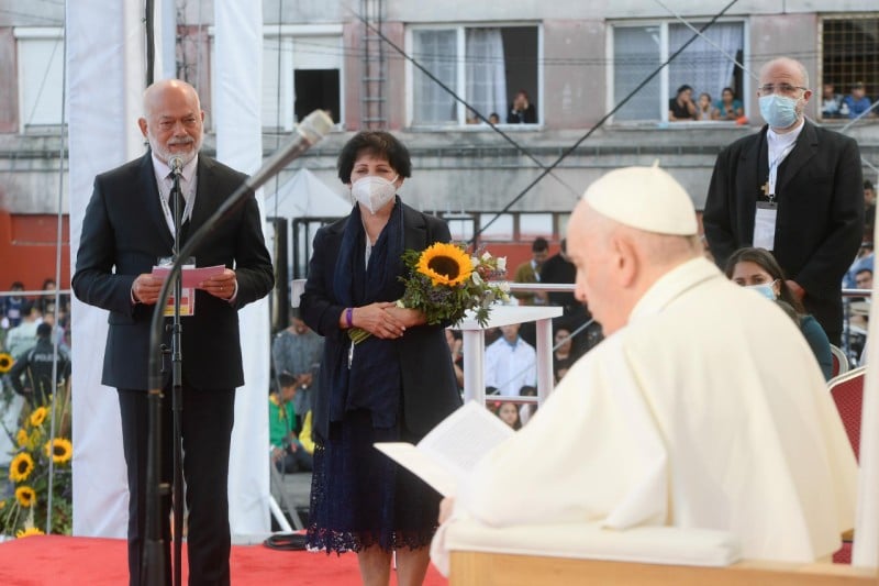 Papa Francisco en la reunión con la comunidad gitana. Foto: Vatican Media.