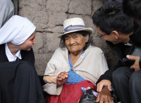 Misioneros: voz, brazos y pies de Dios en todo el mundo