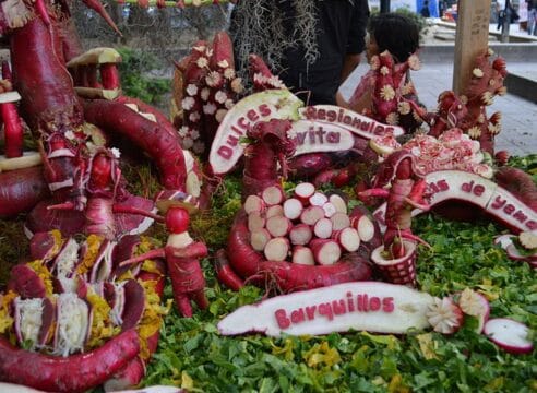 ¿Nacimientos hechos con rábano? Esta tradición te sorprenderá