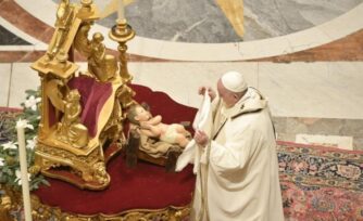 Papa Francisco: Esta Navidad, Jesús nos dice ‘te amo tal como eres’