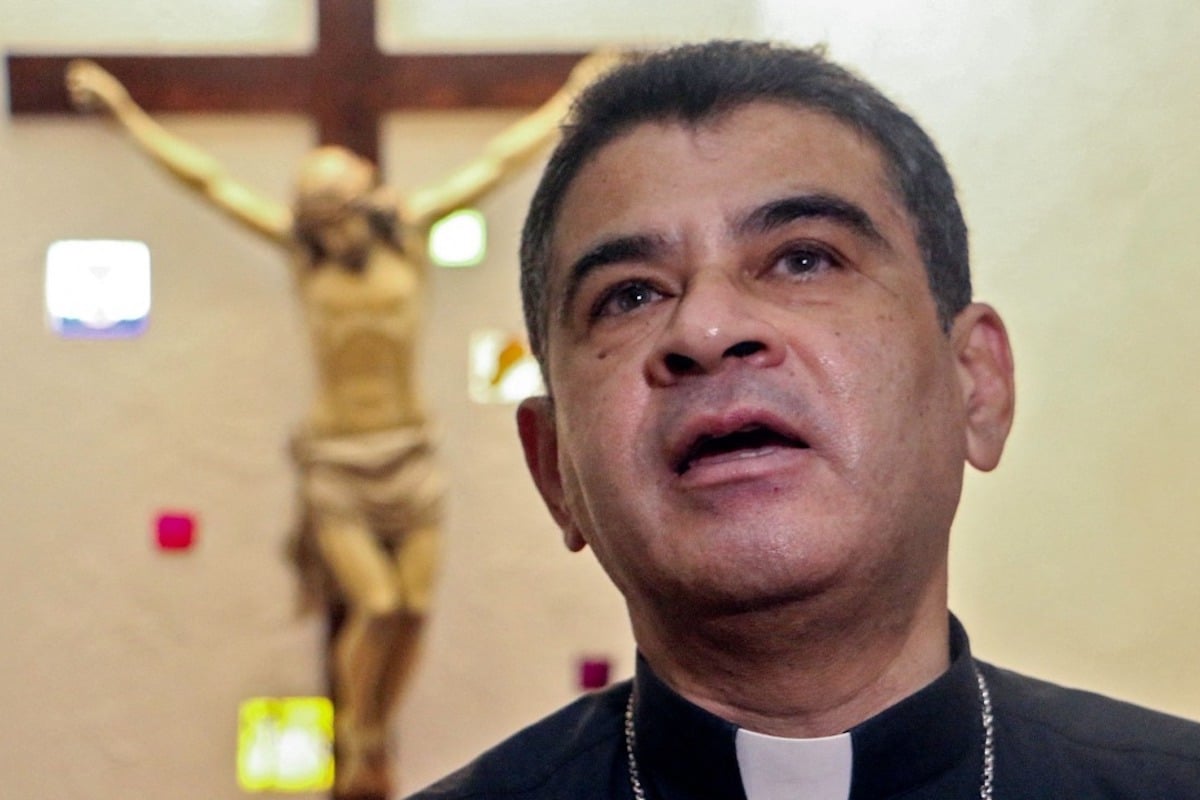 Gobierno de Nicaragua libera al obispo Rolando Álvarez; ya se encuentra en Roma