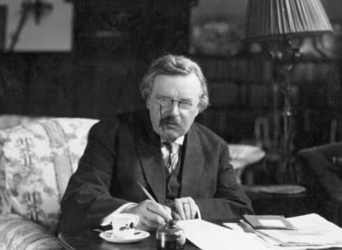 15 frases de Chesterton para amar a Cristo y a su Iglesia