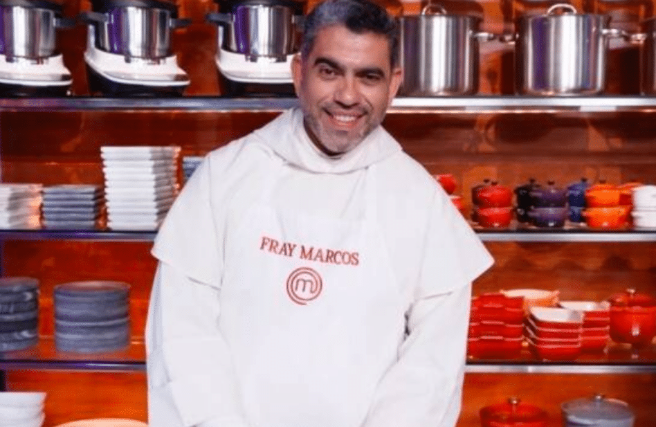 Conoce al sacerdote que quiere evangelizar desde Masterchef