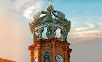 La iglesia coronada de Puerto Vallarta ¡Conócela!