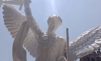 Gran escultura de san Miguel Arcángel recorrerá las calles de la CDMX