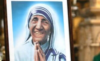 Qué milagros se le atribuyen a Santa Teresa de Calcuta