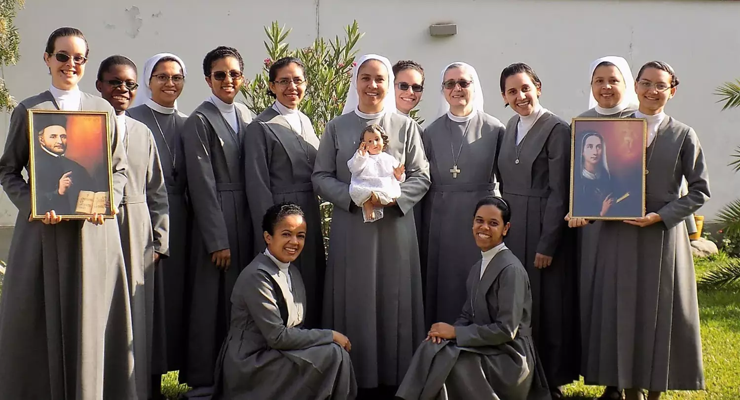 Hermanas Oblatas del Niño Jesús. Foto: https://suorebambinogesu.com/