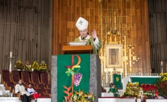 Cardenal Aguiar a periodistas: "Sean la voz que México necesita"