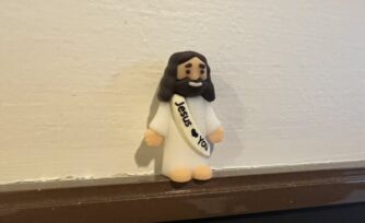 Minifiguras de Jesús: la tendencia de TikTok que difunde fe y esperanza