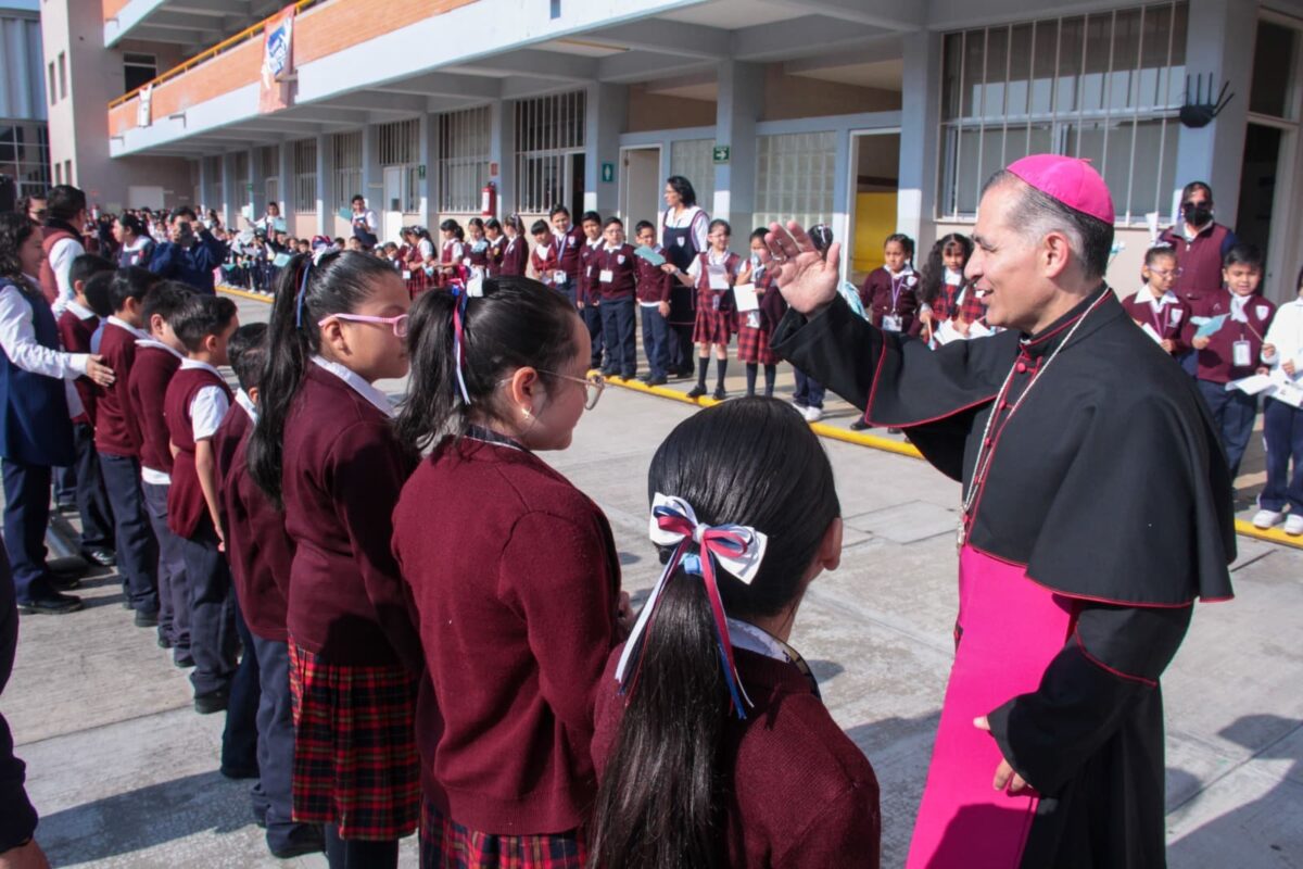 Oración para agradecer a Dios al terminar el ciclo escolar