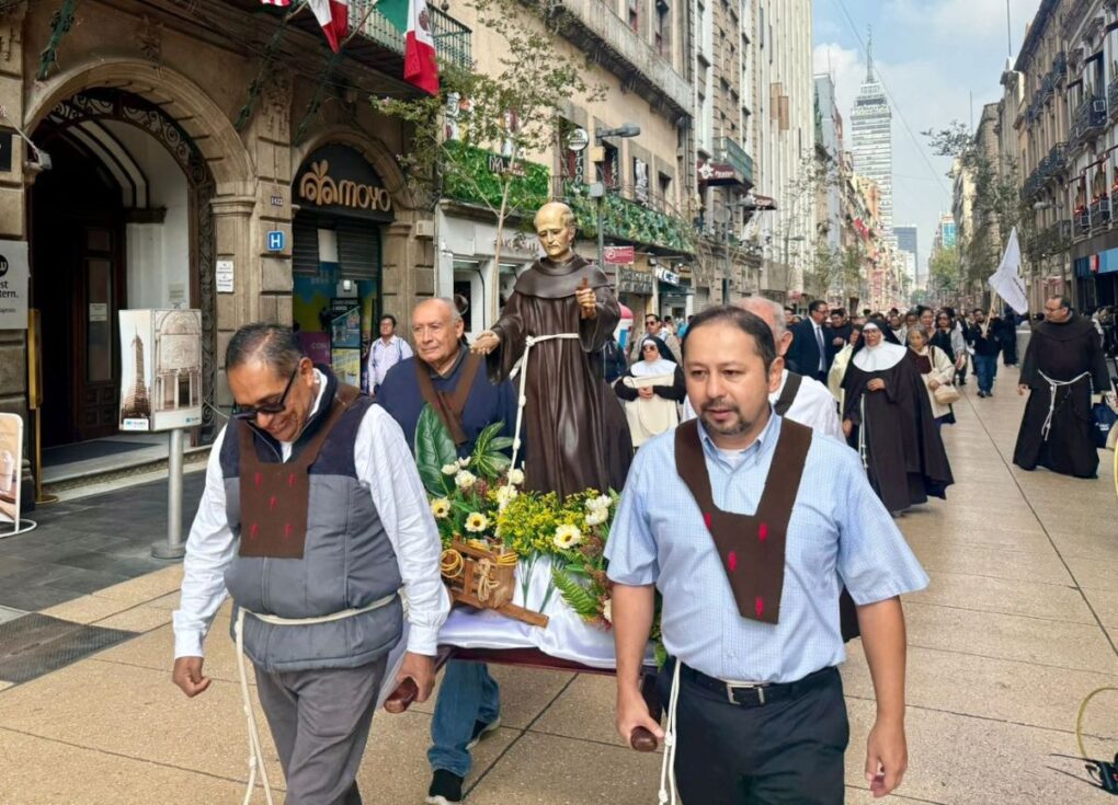 procesión fray sebastián