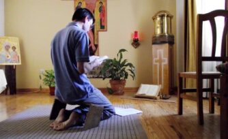 ¿Cómo rezar la Liturgia de las Horas?