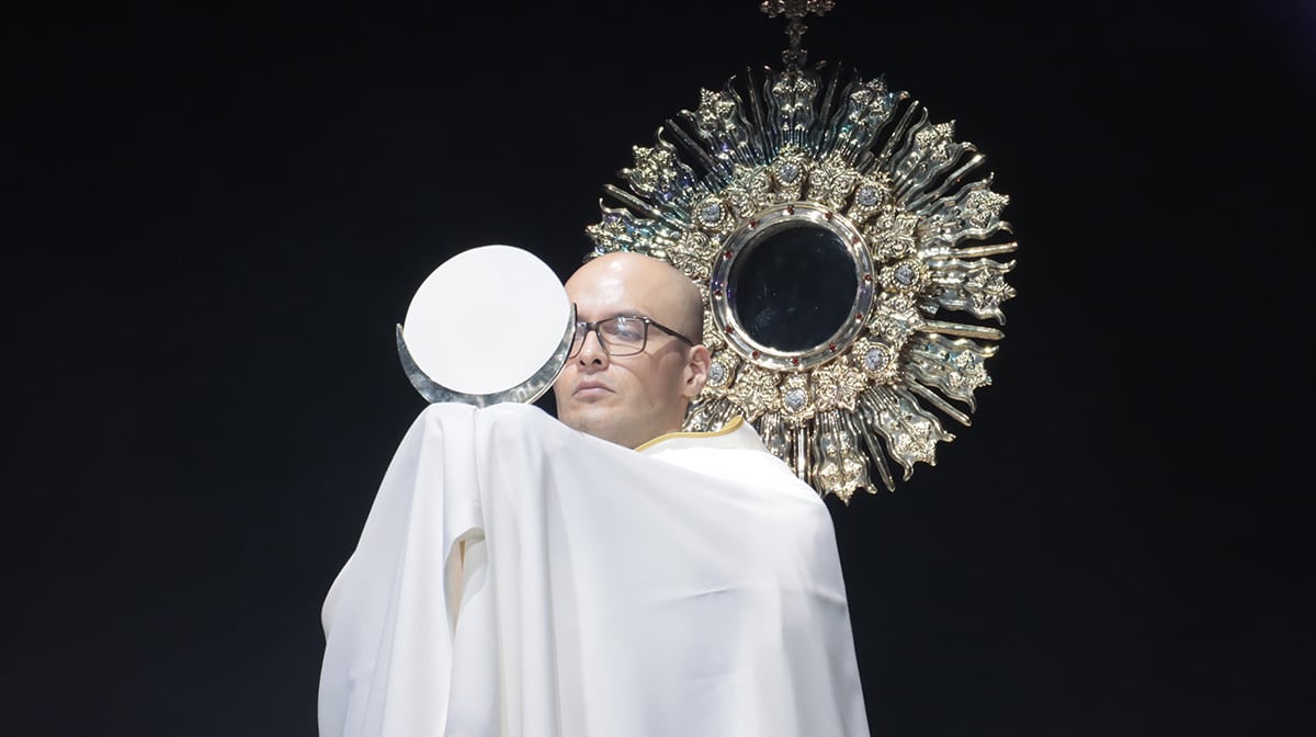 Padre Sajid Lozano