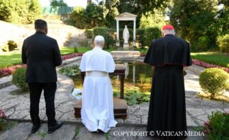 Dos Papas, un llamado urgente