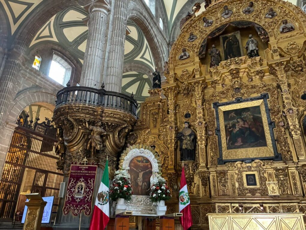 señor de los Milagros en la Catedral