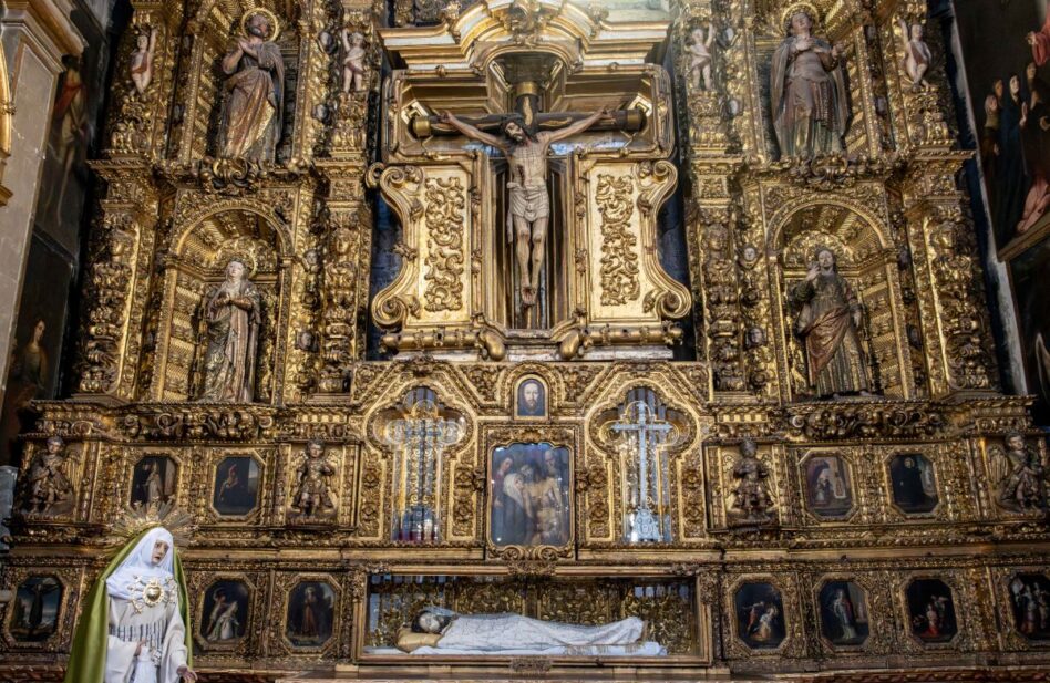 Así es la Capilla de las Reliquias de la Catedral Metropolitana, donde reposan más de 200 santos y mártires