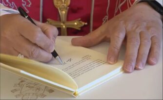 ¿Qué es una Encíclica y cuál es la diferencia entre una Carta Apostólica y una Exhortación Apostólica?