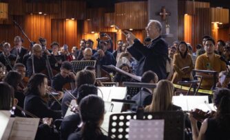 El músico liturgista del Vaticano rinde homenaje a la Virgen de Guadalupe con una Misa por la Paz