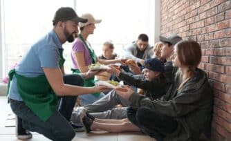 Salgamos al encuentro del más necesitado