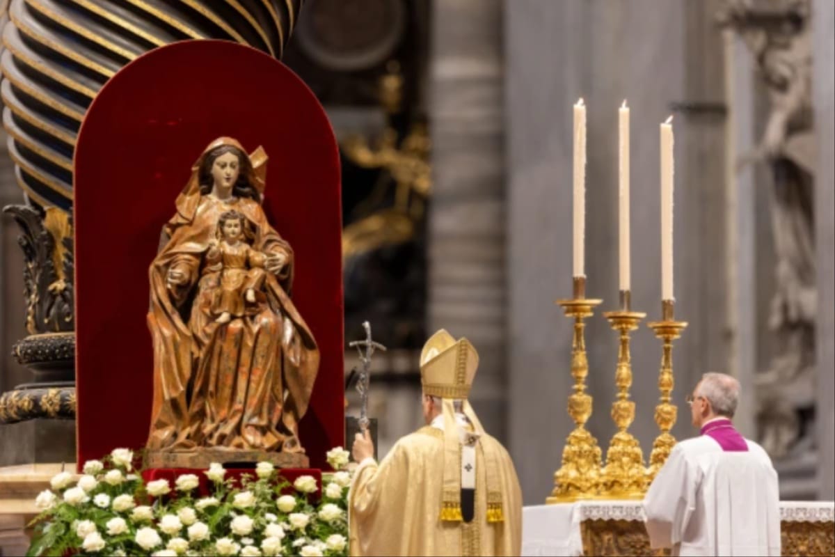 ¿Por qué el Vaticano pidió no llamar "Corredentora" a la Virgen María?